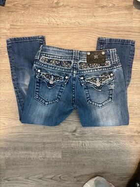 Miss Me Blue Denim capri Jeans with Embellished Back Pockets